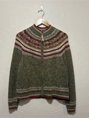 Vintage 2003 Tiara International olive fair isle print full-zip sweater (XL)
